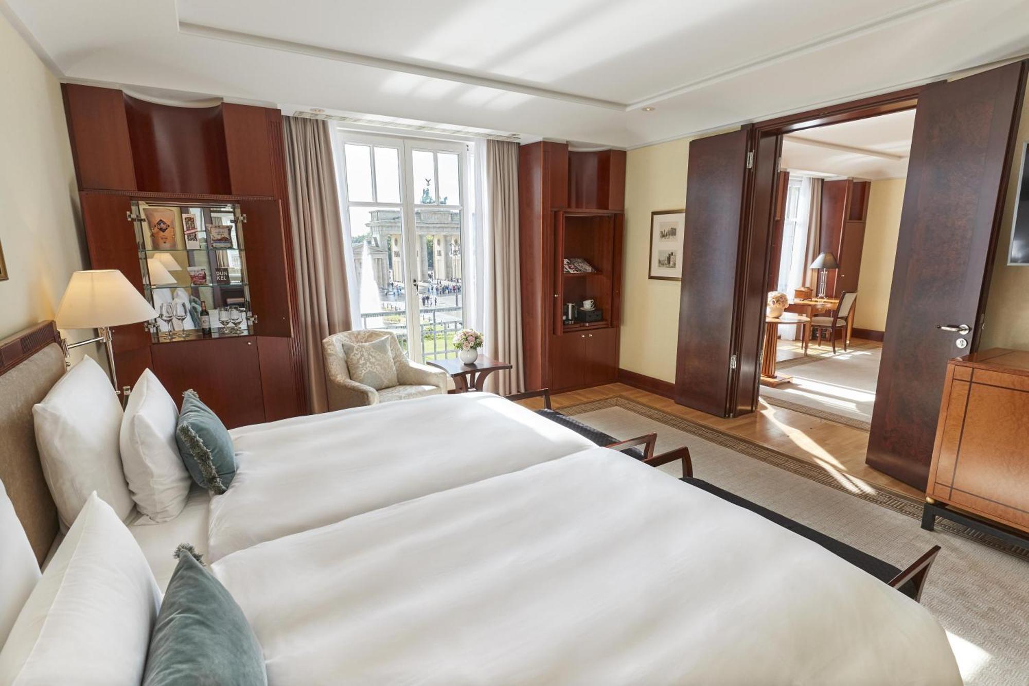 Pariser Platz Suite,1765837141:JPEG
