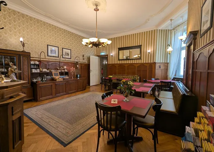 Hotel Pension Bella